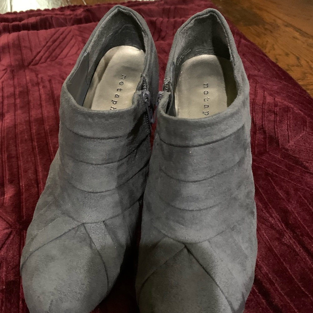 Metaphor Booties - Picture 5 of 6